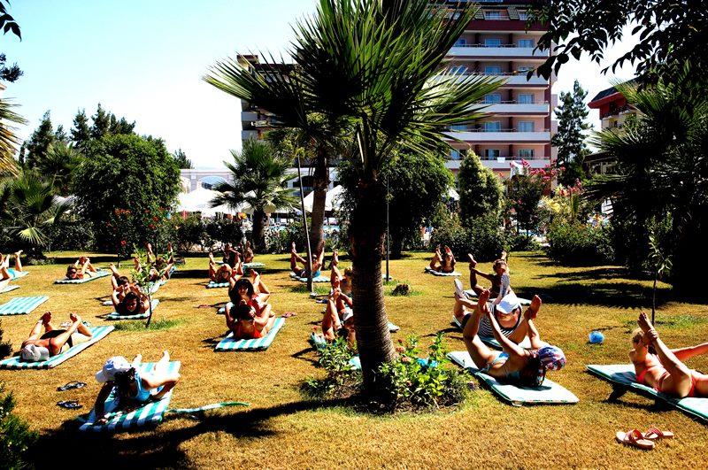 Holiday Garden Resort 欧库卡拉 外观 照片