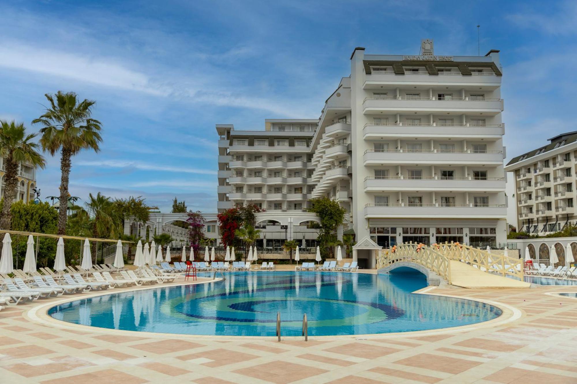 Holiday Garden Resort 欧库卡拉 外观 照片