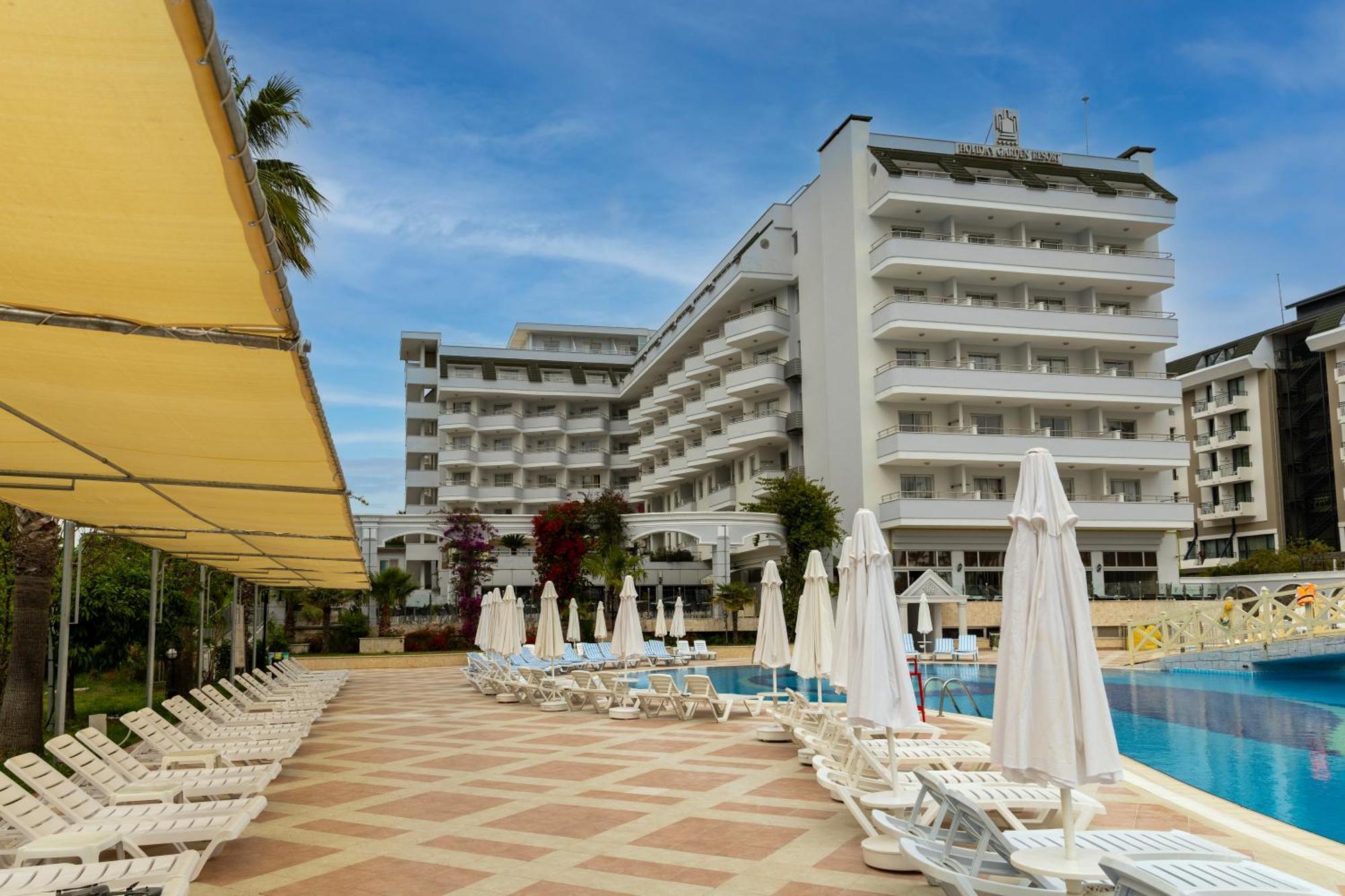 Holiday Garden Resort 欧库卡拉 外观 照片