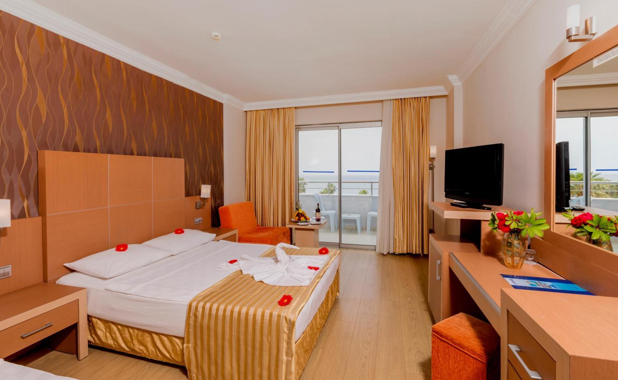 Holiday Garden Resort 欧库卡拉 外观 照片