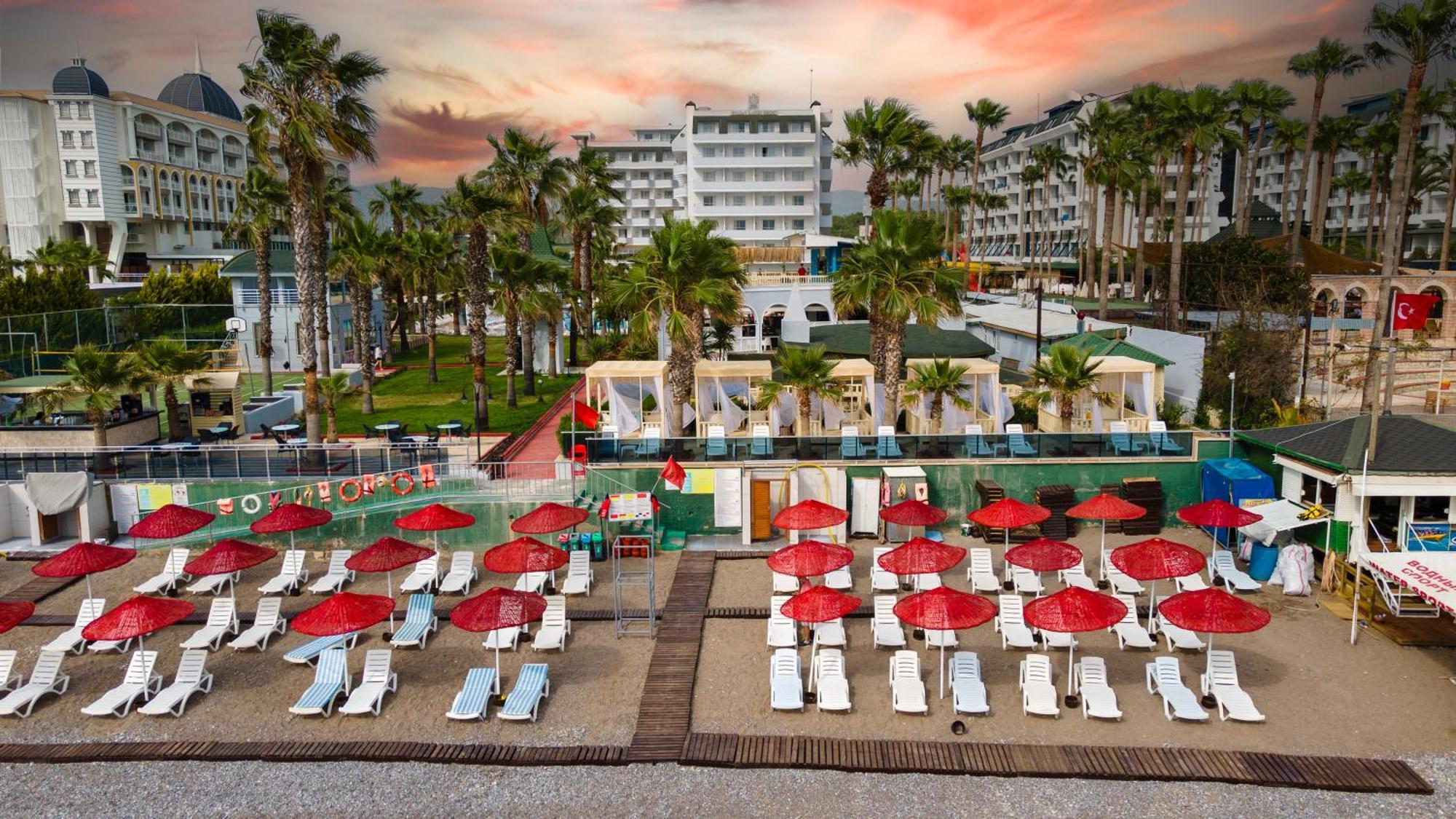 Holiday Garden Resort 欧库卡拉 外观 照片