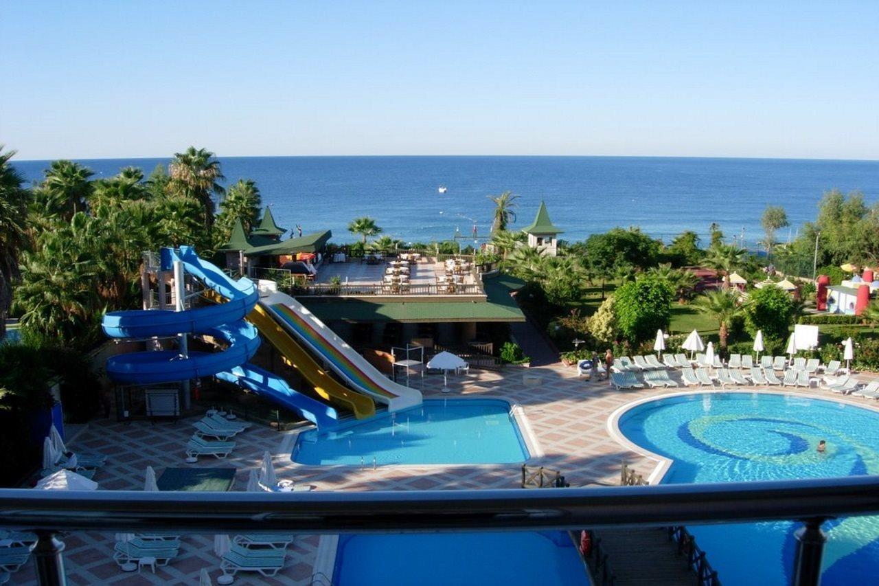 Holiday Garden Resort 欧库卡拉 外观 照片